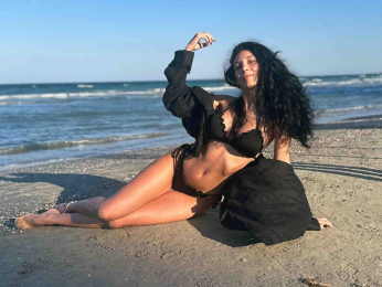 MiaLunnah webcam model stream image