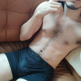 elincubo999 webcam model stream image