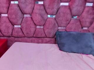 Venus &amp; Artemis webcam model stream image