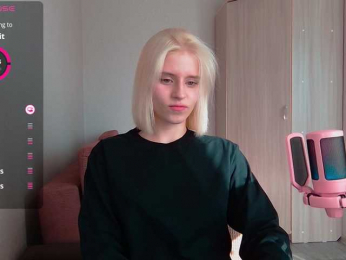 LizaKisses webcam model stream image