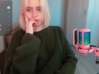 LizaKisses webcam model stream image
