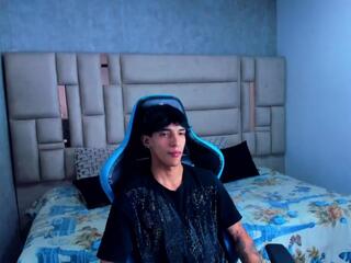 Croy Myers webcam flirt4free model stream image