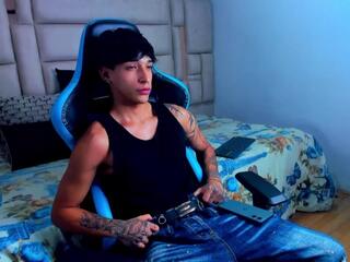 Croy Myers webcam model stream image