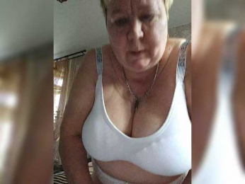 Alena61 webcam model stream image