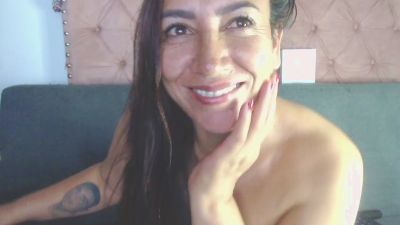 Luccy_1 webcam model stream image