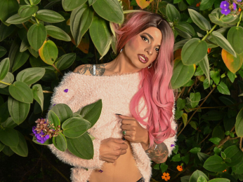 AlexJhonsson webcam model stream image