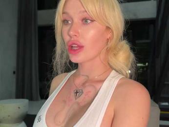 goldenalinee webcam bongacams model stream image
