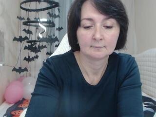 Vivian Azure webcam model stream image