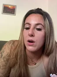 Missyemily webcam model stream image