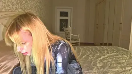 _BunnyDollStella_ webcam model stream image