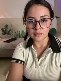 PleasecallmeCaro webcam model stream image