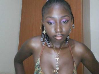 Boughie-birdy webcam model stream image