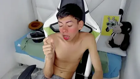 Liarr_ webcam model stream image