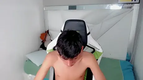 Liarr_ webcam model stream image