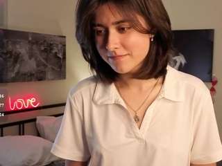 barbara-little webcam camsoda model stream image