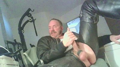 leatherdude webcam model stream image