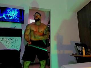 Andrew Johnsonn webcam model stream image