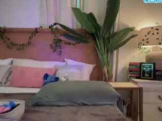 thelittlenative webcam model stream image