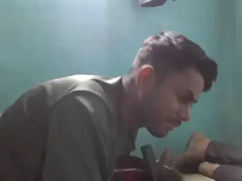 Desidashingboy webcam model stream image