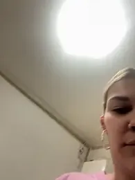 MiaKiittyy webcam model stream image