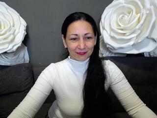 Lilu Bitter webcam model stream image