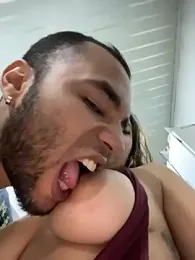 Hot2gether69 webcam model stream image