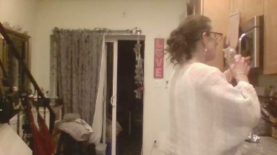 Laceylovez webcam model stream image