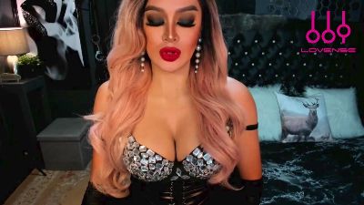 Lickmona webcam cam4 model stream image