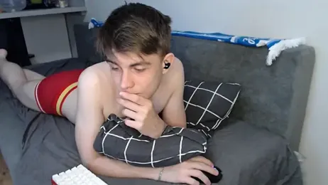 Student_Oliver webcam model stream image