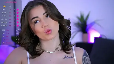 BabbyAisha webcam model stream image