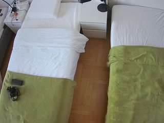 voyeurcam-julmodels-bed-5 webcam model stream image