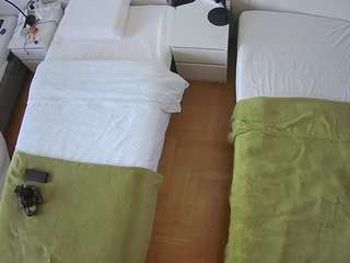 voyeurcam-julmodels-bed-5 webcam model stream image
