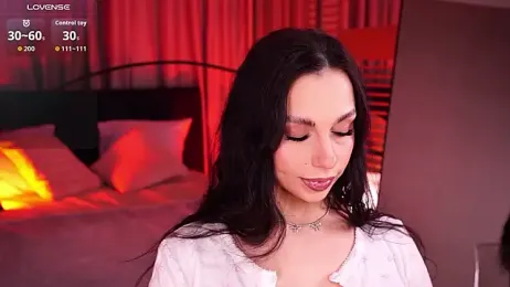 LunaNight webcam stripchat model stream image