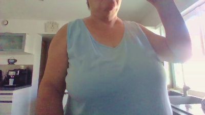 lunaria webcam model stream image