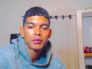 themykeone webcam model stream image