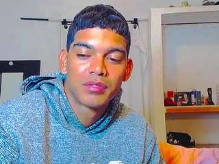 themykeone webcam model stream image