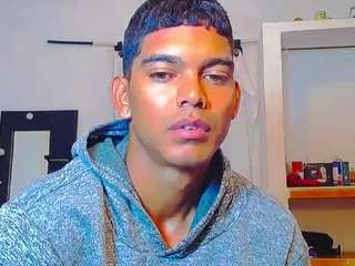 themykeone webcam camsoda model stream image