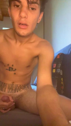 AndreaHornyDick webcam model stream image