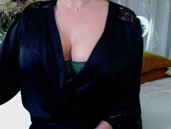 Malvvina webcam model stream image