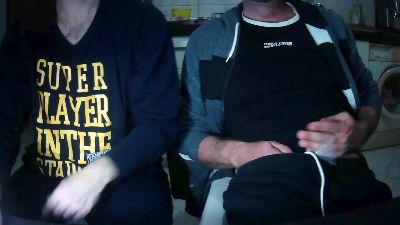 CuriousFriends1 webcam model stream image