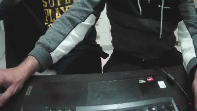 CuriousFriends1 webcam model stream image