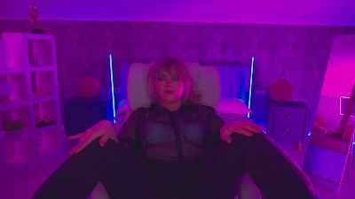 CandyLadyyy webcam model stream image