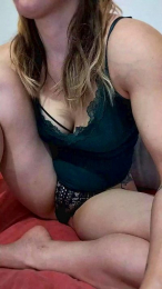 ClaraLa webcam model stream image