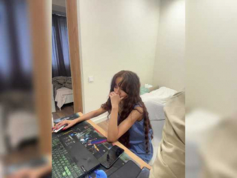 Para_tut webcam model stream image