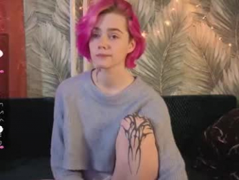 kittenishe webcam model stream image