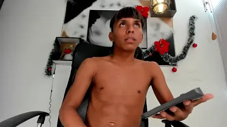 tyler_twink_boy webcam model stream image