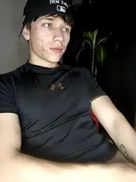 Logan_sixxer webcam model stream image