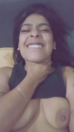 Makicar webcam model stream image