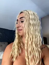 KelseyJunes webcam model stream image