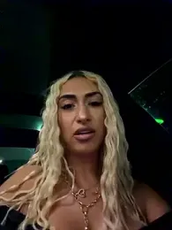 KelseyJunes webcam model stream image